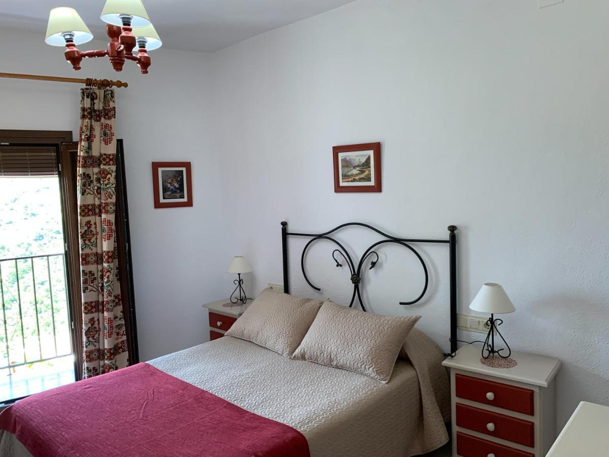 Hostal Atalaya En Capileira Cb Eksteriør billede