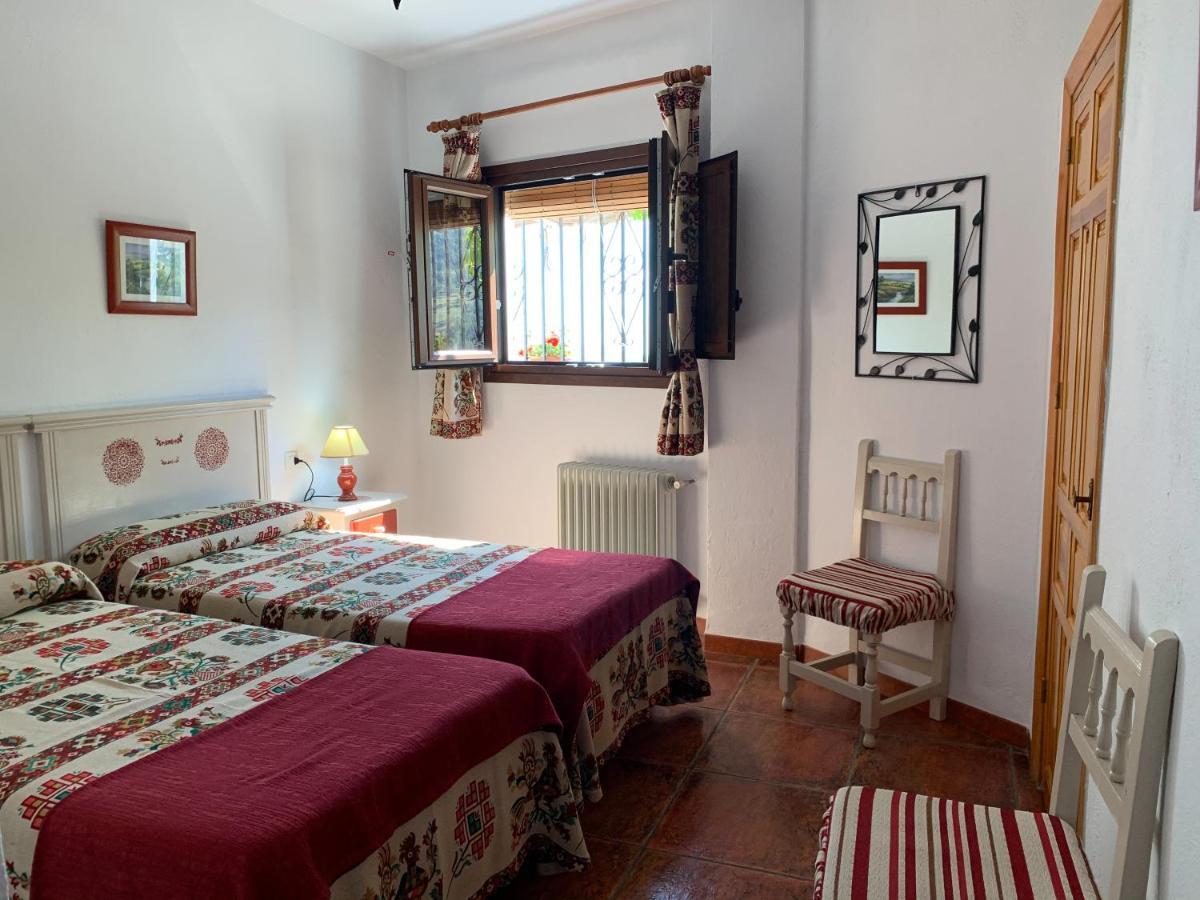 Hostal Atalaya En Capileira Cb Eksteriør billede